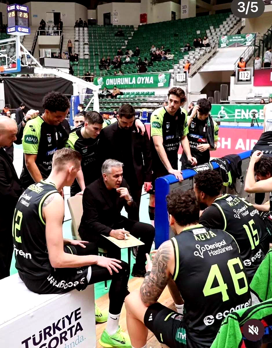 Merkezefendi Basket zorlu Bahçeşehir Koleji maçına bileniyor