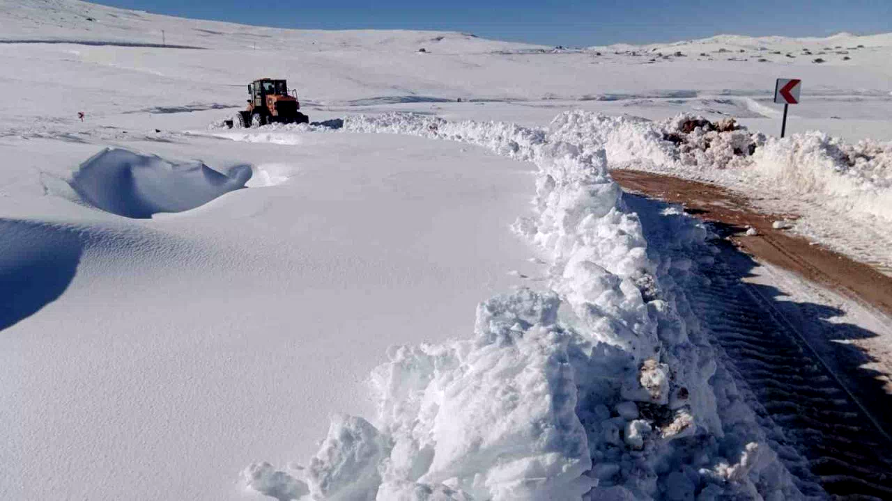 Meteorolojiden Bayburt için don ve çığ uyarısı