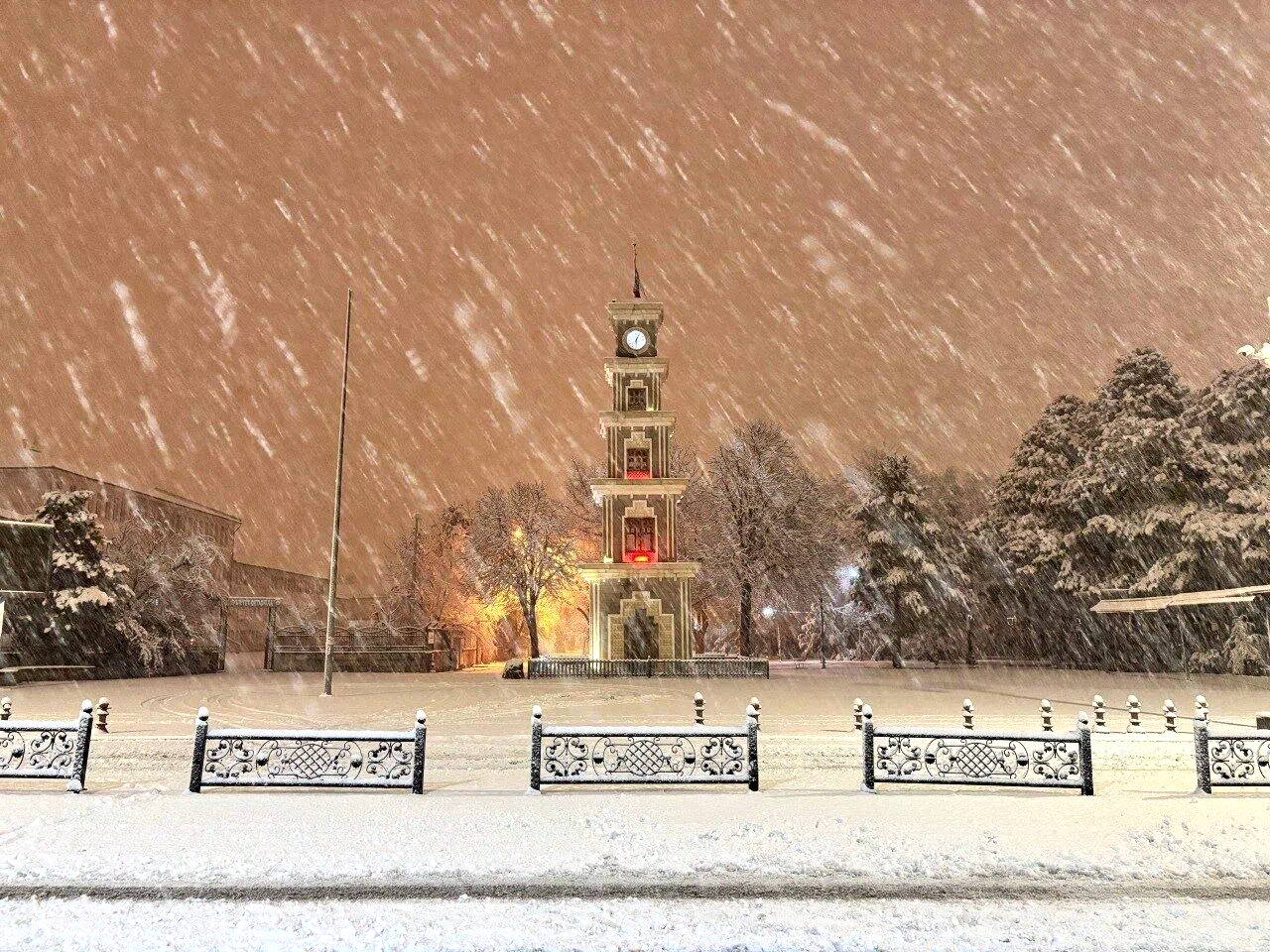 Meteorolojiden kar ve çığ uyarısı