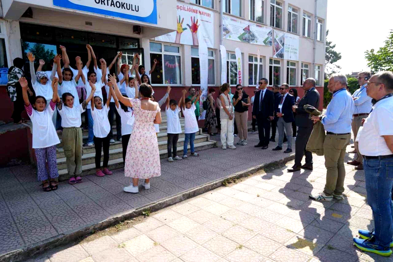Mevsimlik tarım işçilerinin çocuklarına sağlık taraması