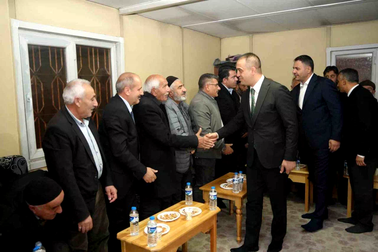 MHP’den “Hayırlı günler komşum” ziyaretleri
