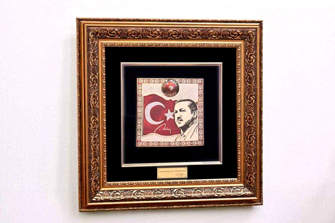 MHP Genel Başkanı Bahçeli’den Cumhurbaşkanı Erdoğan’a hediye