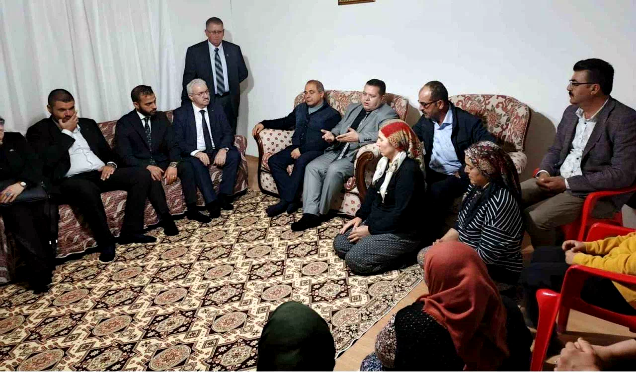 MHP Salihli Teşkilatı “Hayırlı Günler Komşum” ziyaretlerine başladı