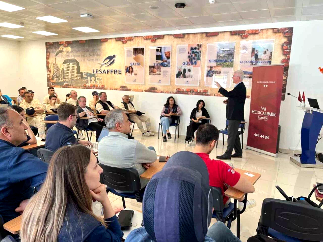 ‘Migren sadece bir baş ağrısı değil’