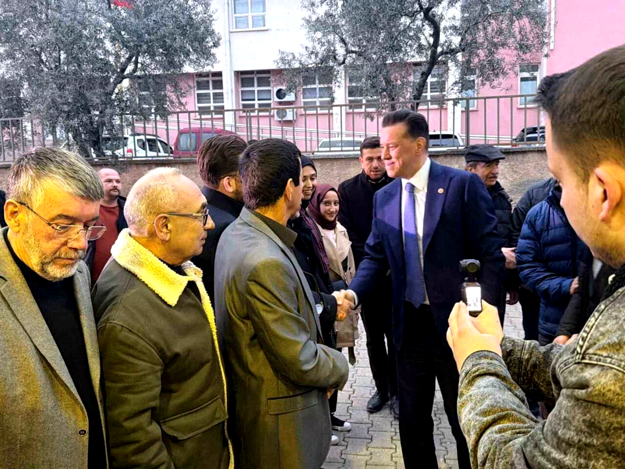 Milletvekili Hatipoğlu, Sarıcakaya’da vatandaşlarla bir araya geldi
