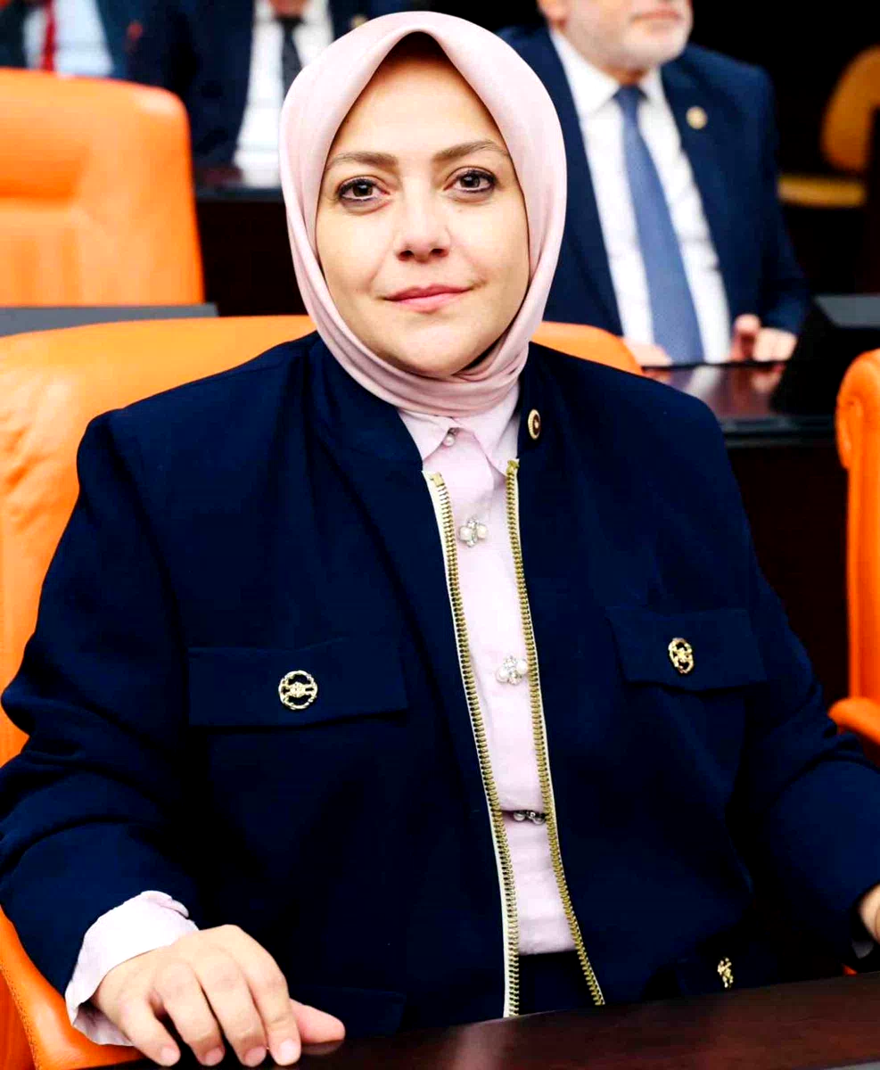 Milletvekili Ün; “Direnişin destanını yazan Gazze halkına katkı sağlamaya çalıştık”