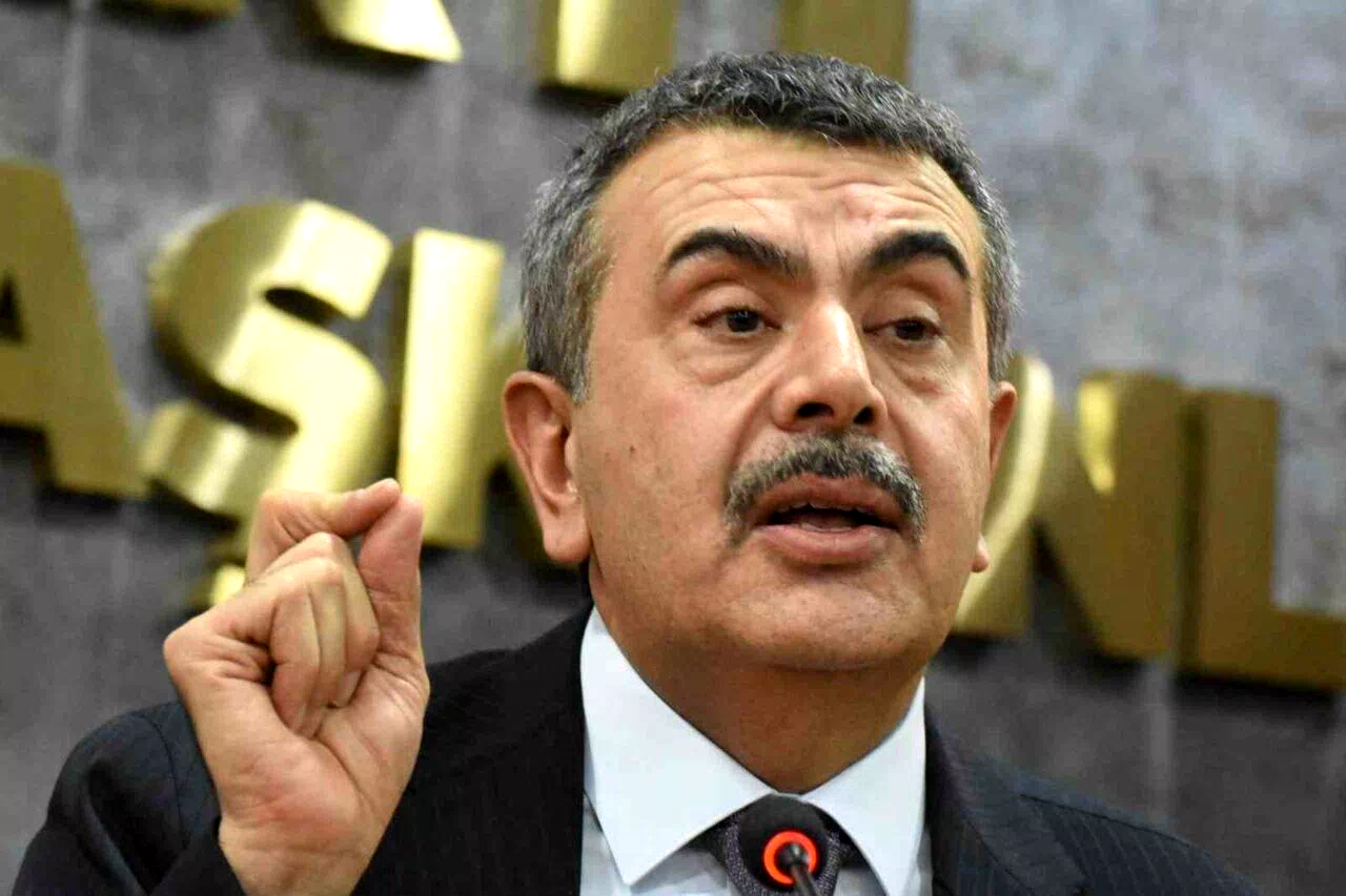 Milli Eğitim Bakanı Tekin: “CHP’de olanları seyretmekten ülkem adına utanıyorum”