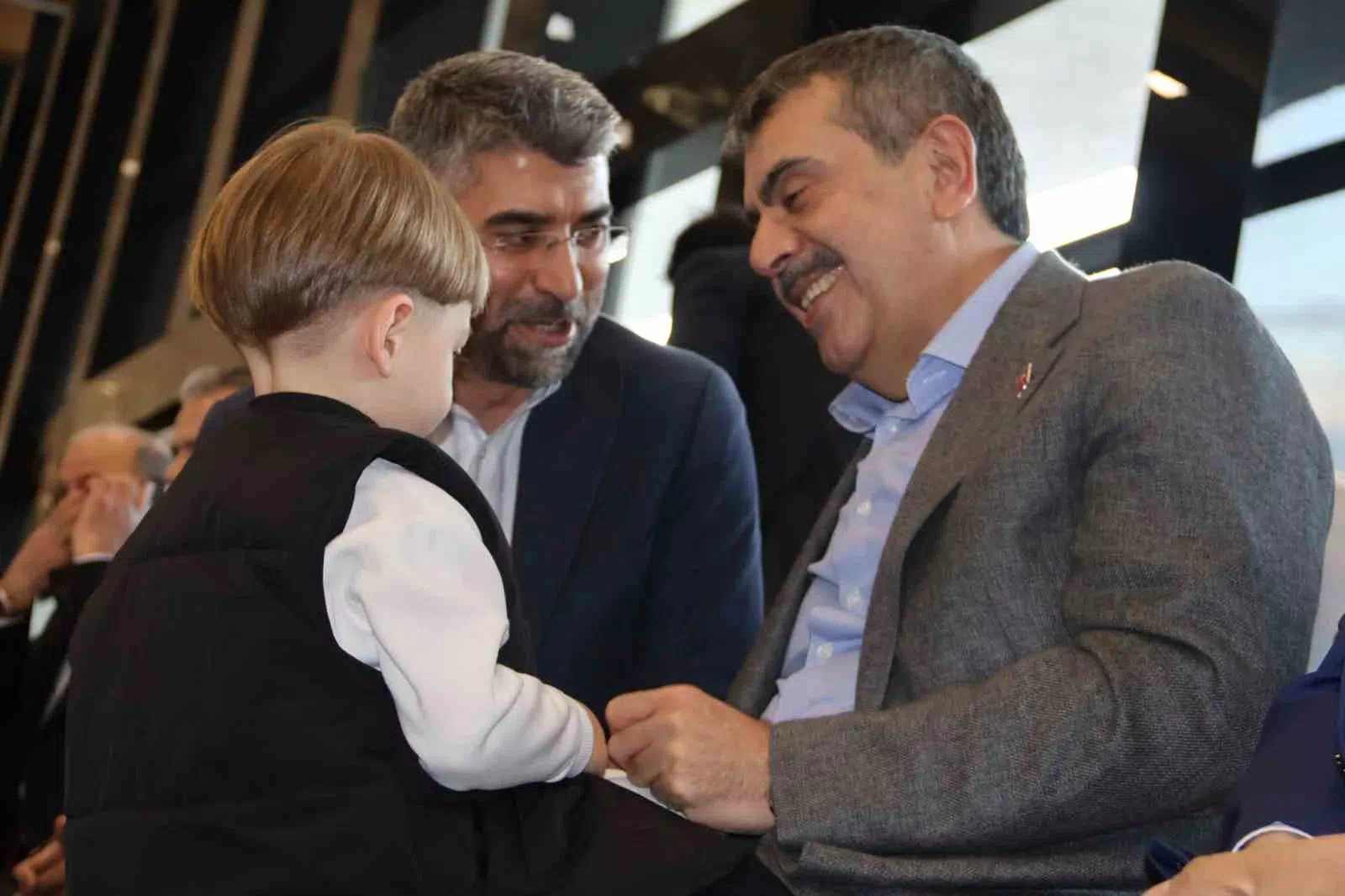 MİLLİ EĞİTİM BAKANI TEKİN’DEN MİLLİ BİRLİK VURGUSU