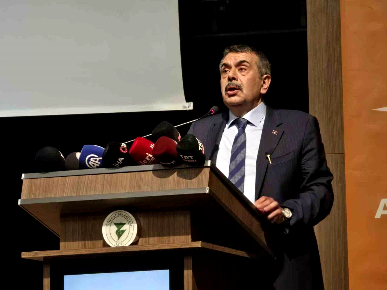 Milli Eğitim Bakanı Tekin: “Ekrem İmamoğlu Özgür Özel ilişkisini Tosun Paşa filmine benzetiyorum”