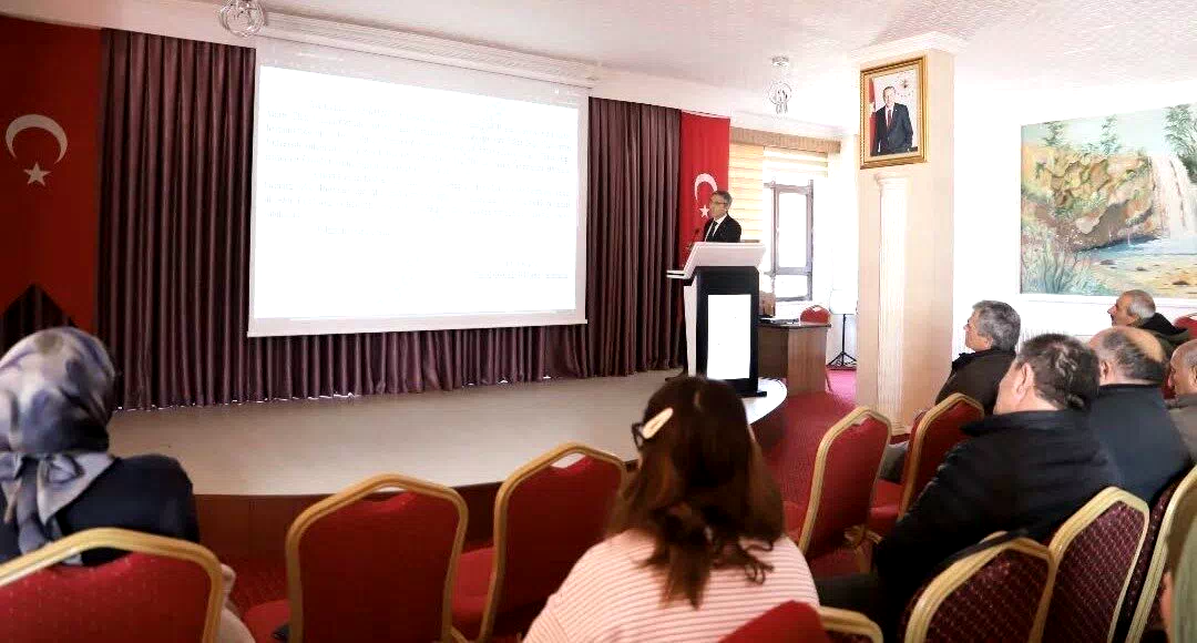 Milli eğitim personeline resmî yazışma kuralları anlatıldı