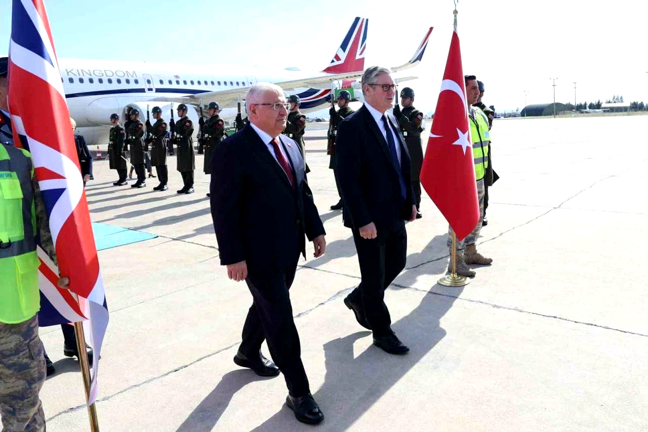 Milli Savunma Bakanı Güler ve Birleşik Krallık Başbakanı Starmer TUSAŞ’ı ziyaret etti