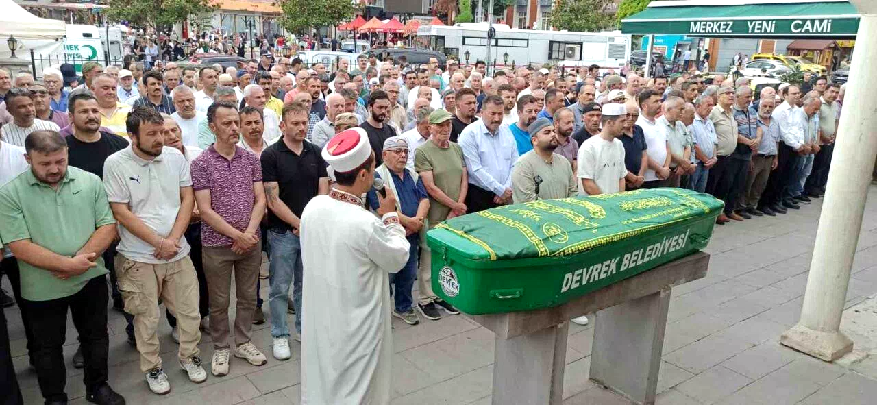 Misafirliğe gittiği arkadaşının evinde hayatını kaybetti