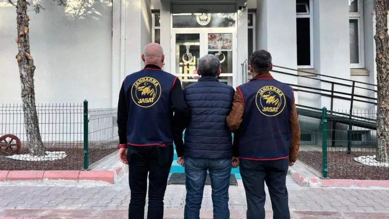 MİT Tırlarının Durdurulduğu Dönemde İl Emniyet Müdürü Olan A.Z.G. Yakalandı