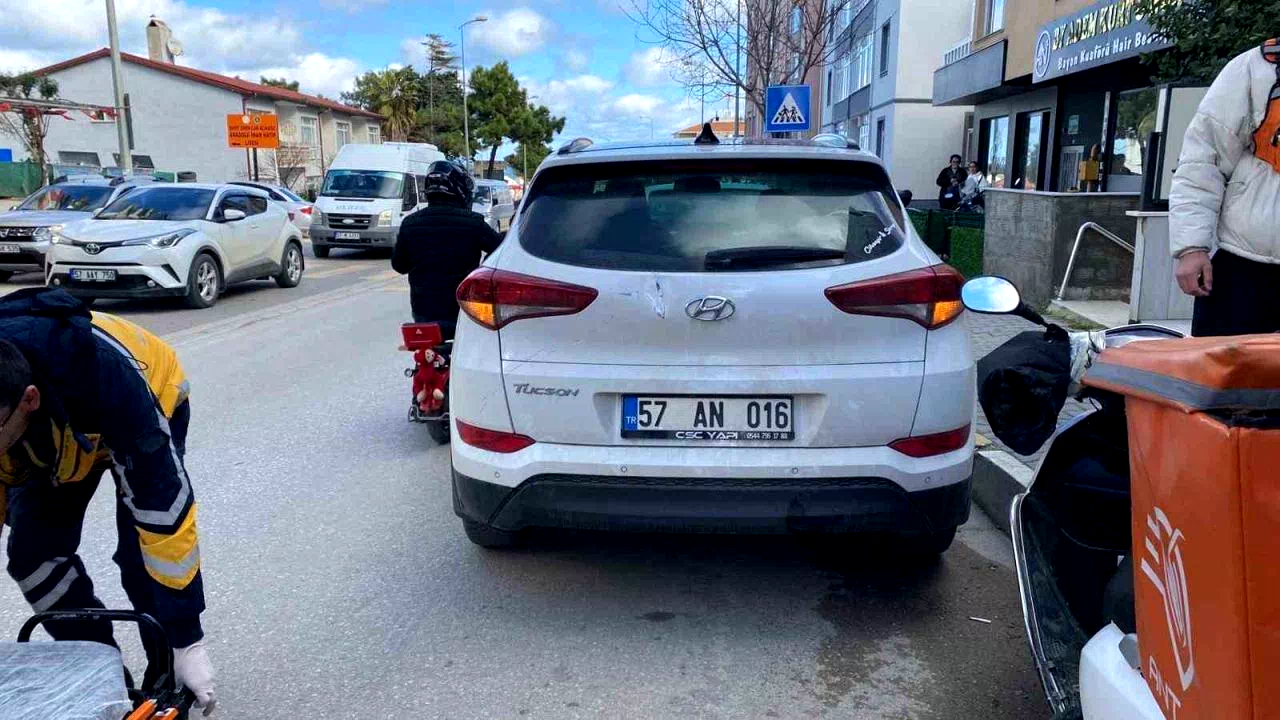 Motosiklet otomobile arkadan çarptı: 1 yaralı
