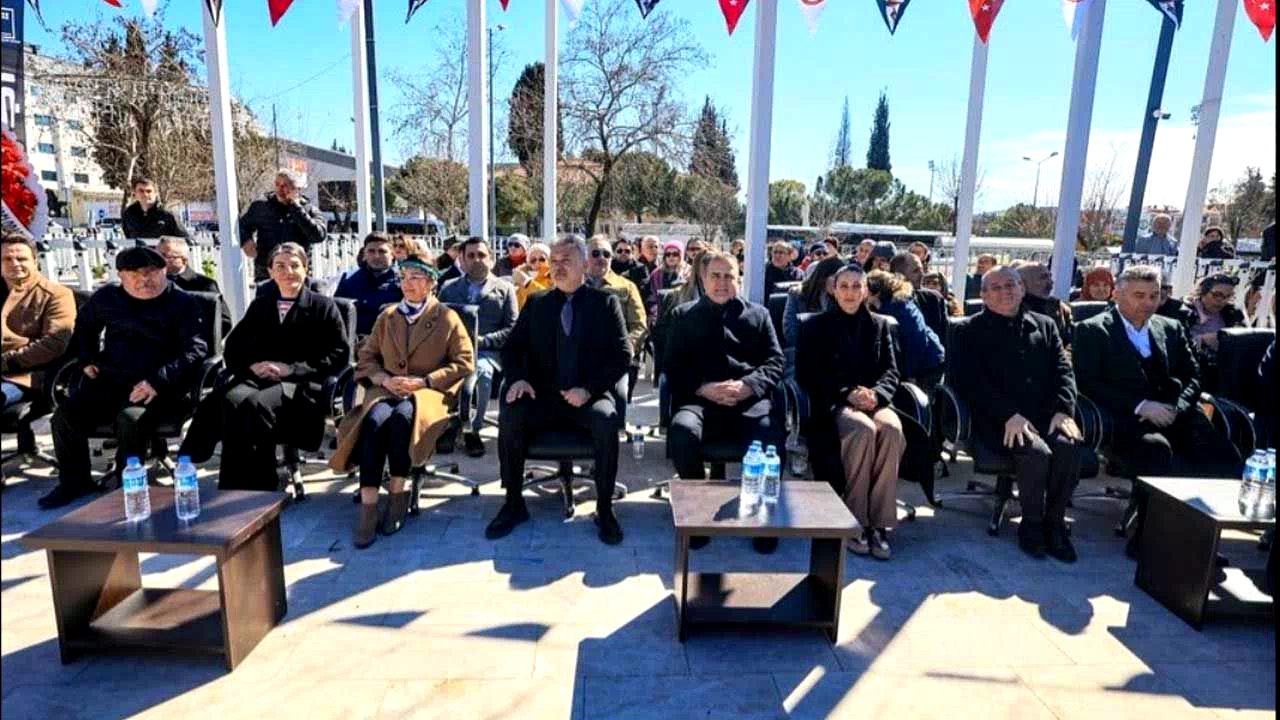 Muğla’da protokol krizi: Aydın Ayaydın’ın mesajı Karadenizliler Derneği'nde tartışma yarattı