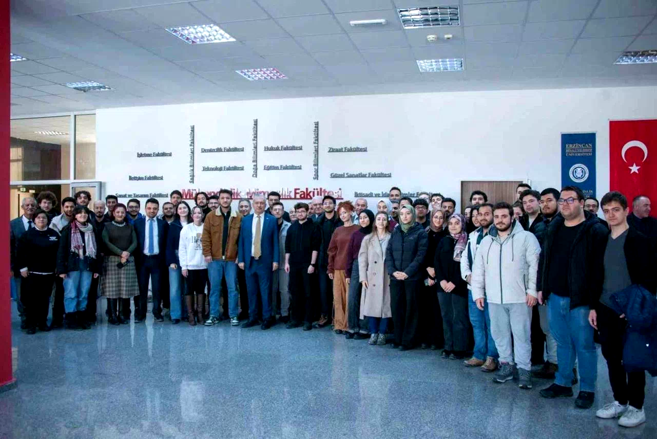Mühendislik Mimarlık Fakültesinde rektör-öğrenci buluşması