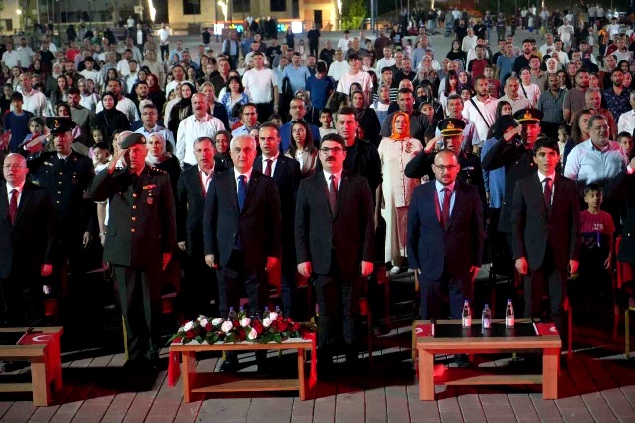 Muş’ta “15 Temmuz Demokrasi ve Milli Birlik Günü” etkinlikleri düzenlendi