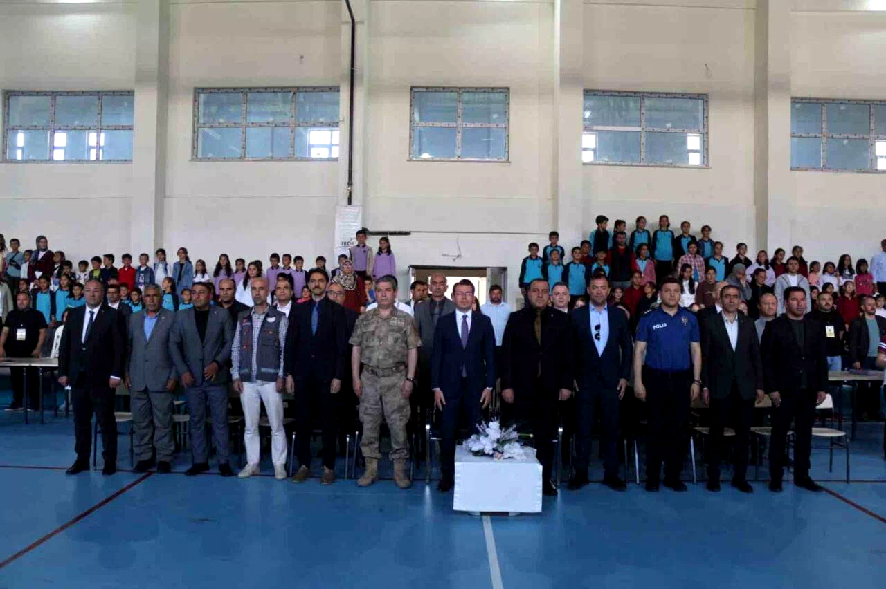 Narman’da eğitsel bahar şenliği