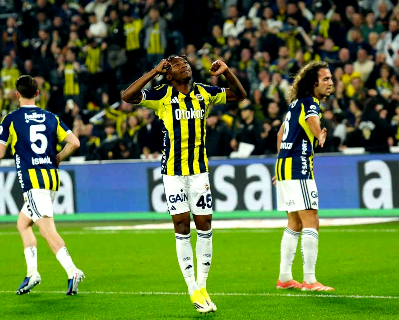 Nene, bu sezonki 4. golüne ulaştı