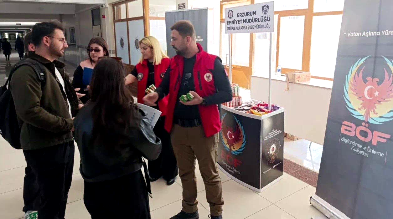 Öğrenciler terör örgütlerinin faaliyetleri konusunda bilgilendirildi