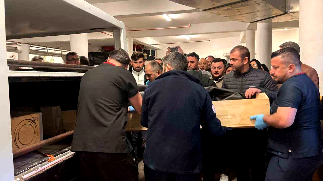 Okulda baygınlık geçiren öğrenci hayatını kaybetti