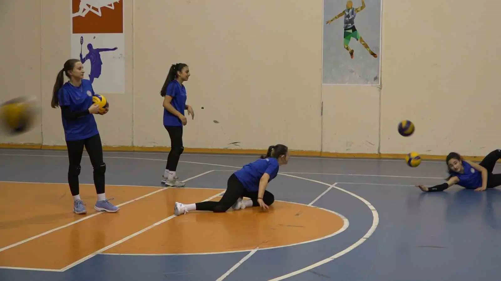 Okullar Arası Voleybol Yıldızlar Kategorisinde Rize’nin Yıldız Kızları Türkiye Kupası İçin Yola Çıkıyor