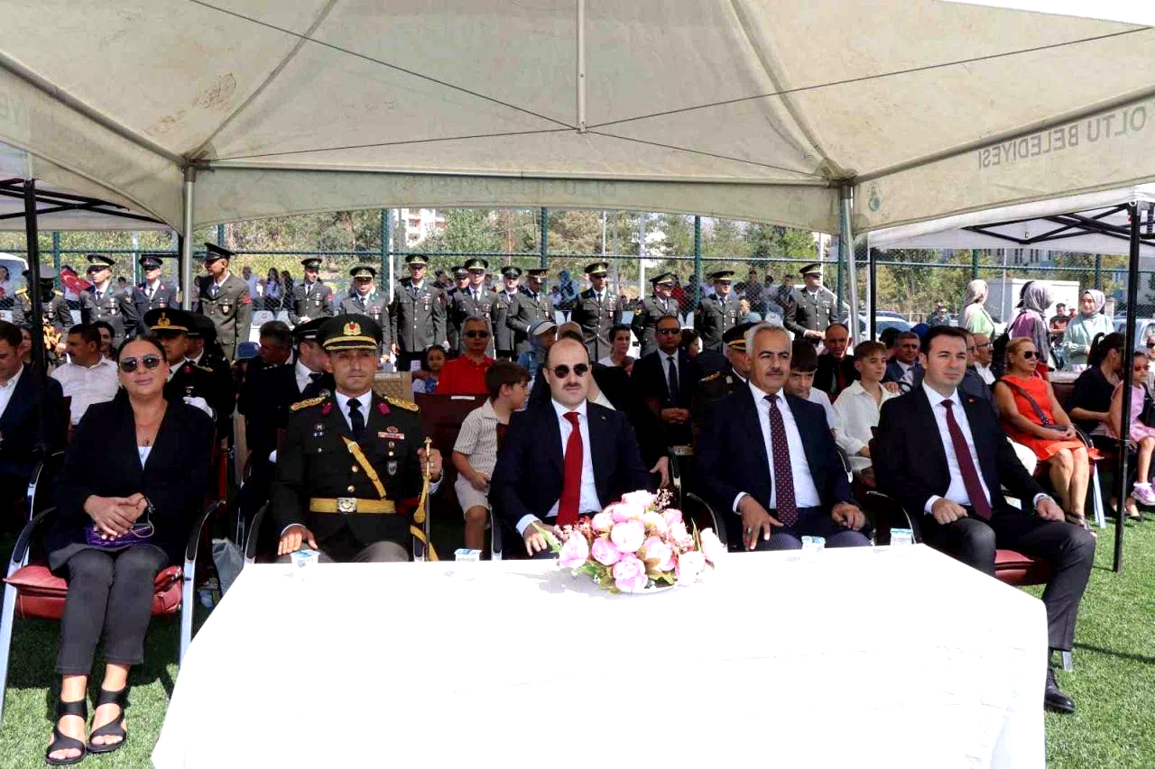 Oltu’da 30 Ağustos coşkusu: Zafer Bayramı’nın 103’ncü yıldönümü coşkuyla kutlandı