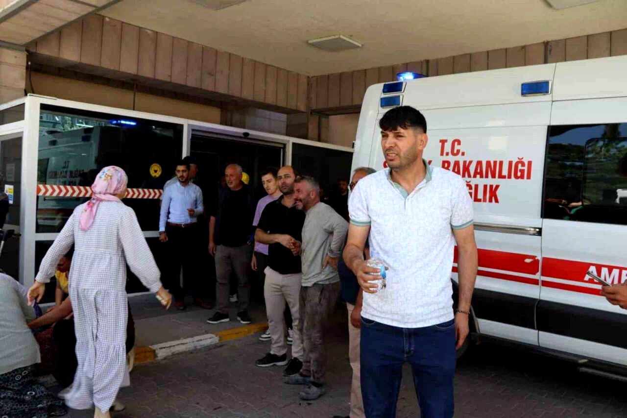 Oltu’da maden ocağı çöktü: 3 ölü