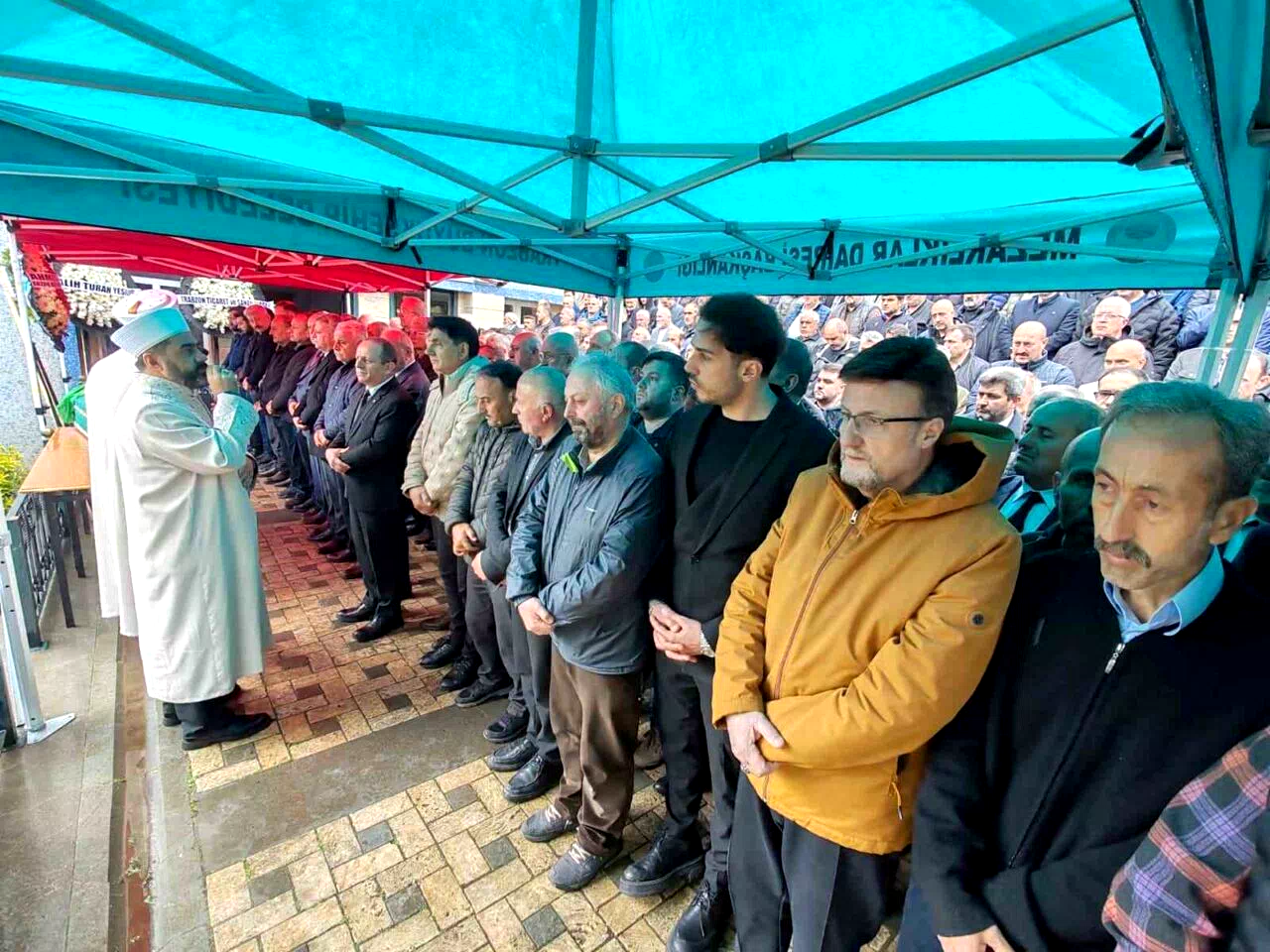 Ömer Yıldız’dan eşine son görev