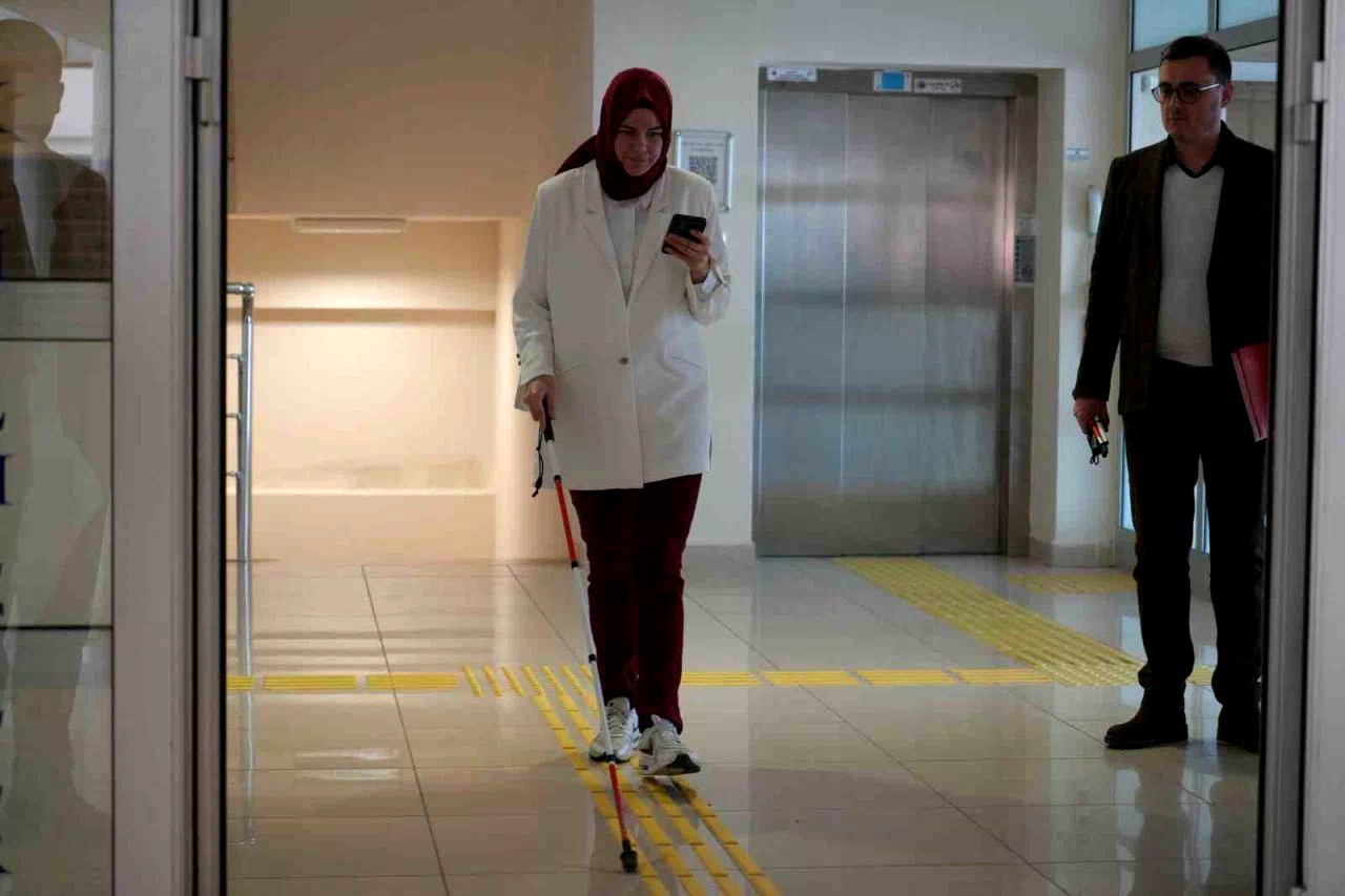 OMÜ’de görme engelliler için yapay zekâ destekli asistan devrede
