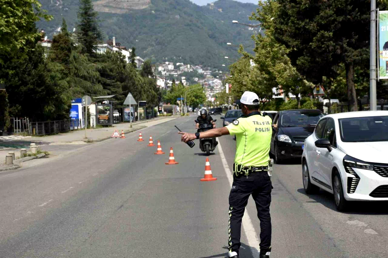 Ordu’da bir haftada 15 binden fazla araç ve sürücüsü denetlendi