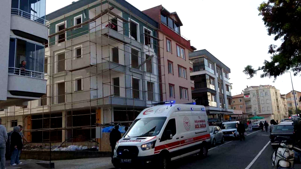 Ordu’da inşaattan düşen işçi yaralandı