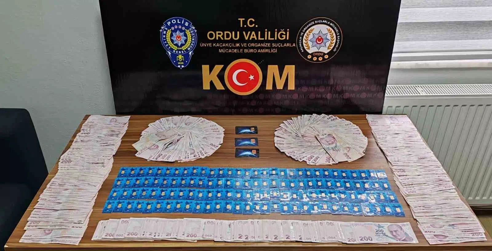 Ordu’da polisler sahte altın operasyonunda 1 kişiyi yakalayıp tutukladı.