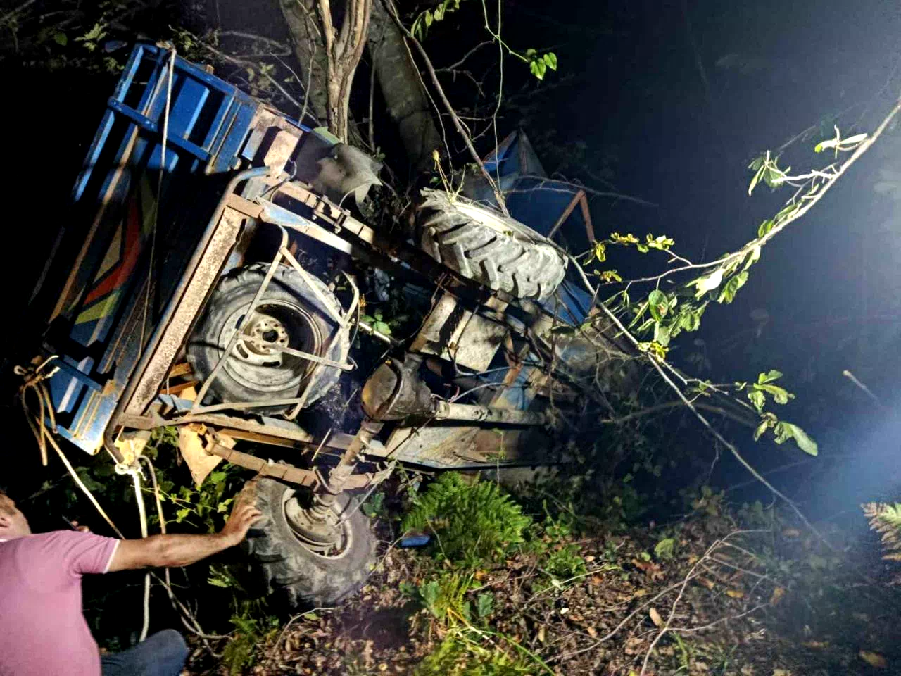 Ordu’da uçuruma yuvanlanan tarım aracının altında kalan sürücü hayatını kaybetti