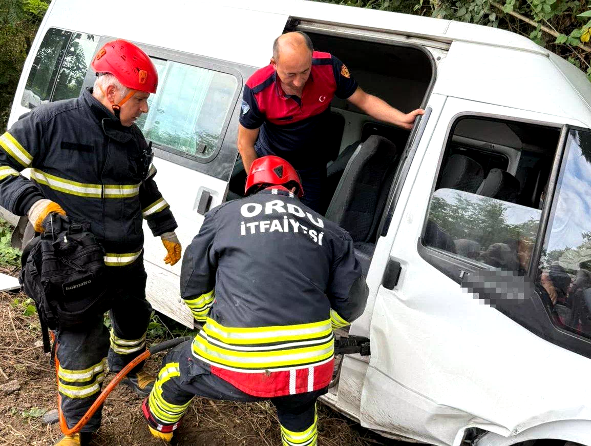 Ordu’daki servis minibüsü kazasında yaralı sayısı 16’ya yükseldi