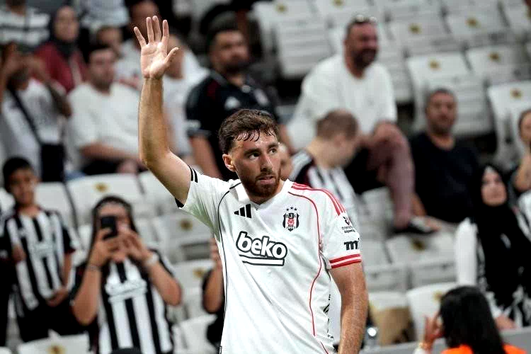 Orkun Kökçü kariyerinin en hırçın dönemini yaşıyor