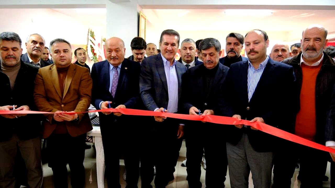 Otlukbeli İlçesi Kültür ve Yardımlaşma Derneği açıldı