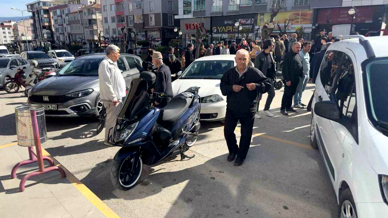 Otomobil ile motosiklet çarpıştı: 2 yaralı