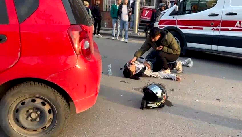 Otomobille çarpışan motosiklet sürücüsü yaralandı