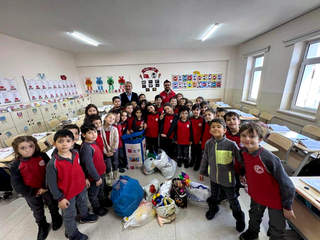 “Oyuncak Kumbarası” Projesi Kapsamında Anlamlı Etkinlik