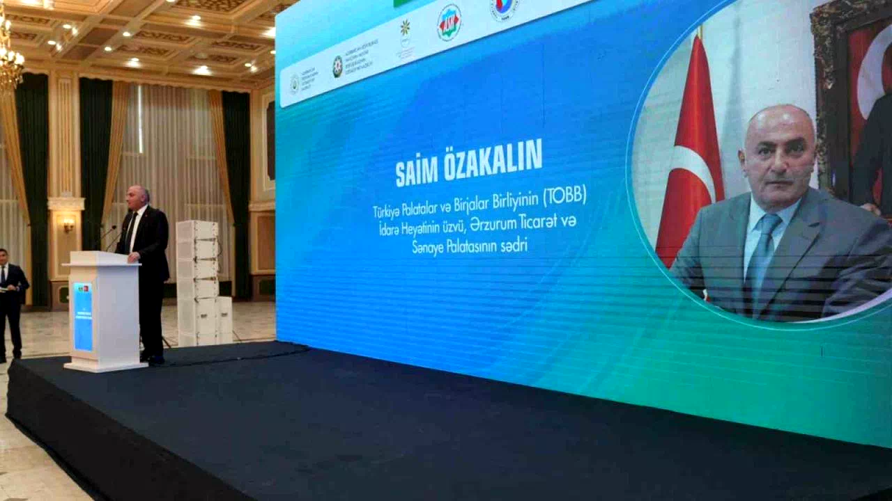Özakalın, Türkiye-Azerbaycan bölgesel iktisadi forumunda konuştu