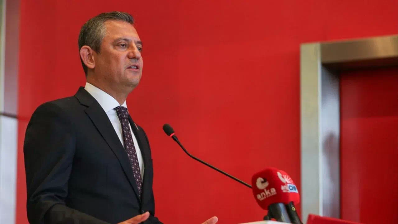 Özgür Özel: 2019'da Saraçhane'yi Ekrem İmamoğlu'na emanet ettiler