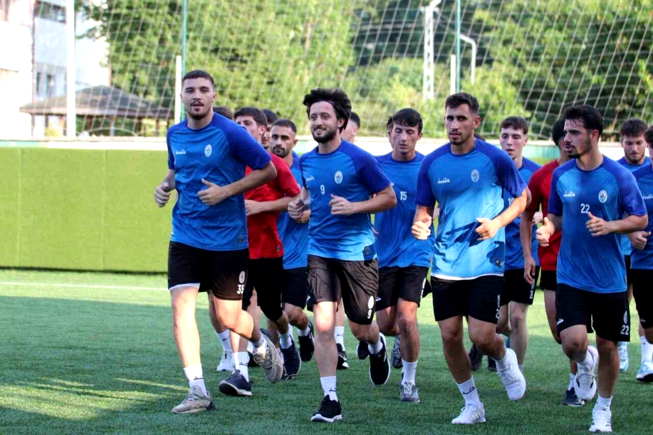 Pazarspor yeni sezon hazırlıklarına başladı