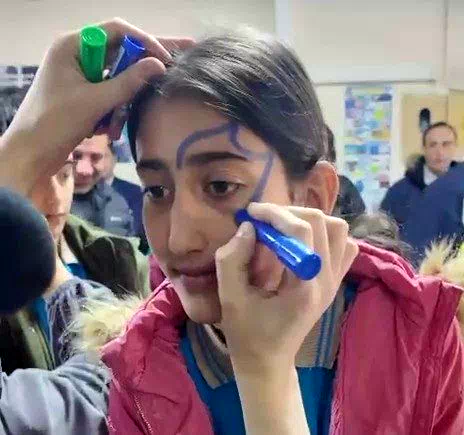 Perdede oyun köyde şenlik var
