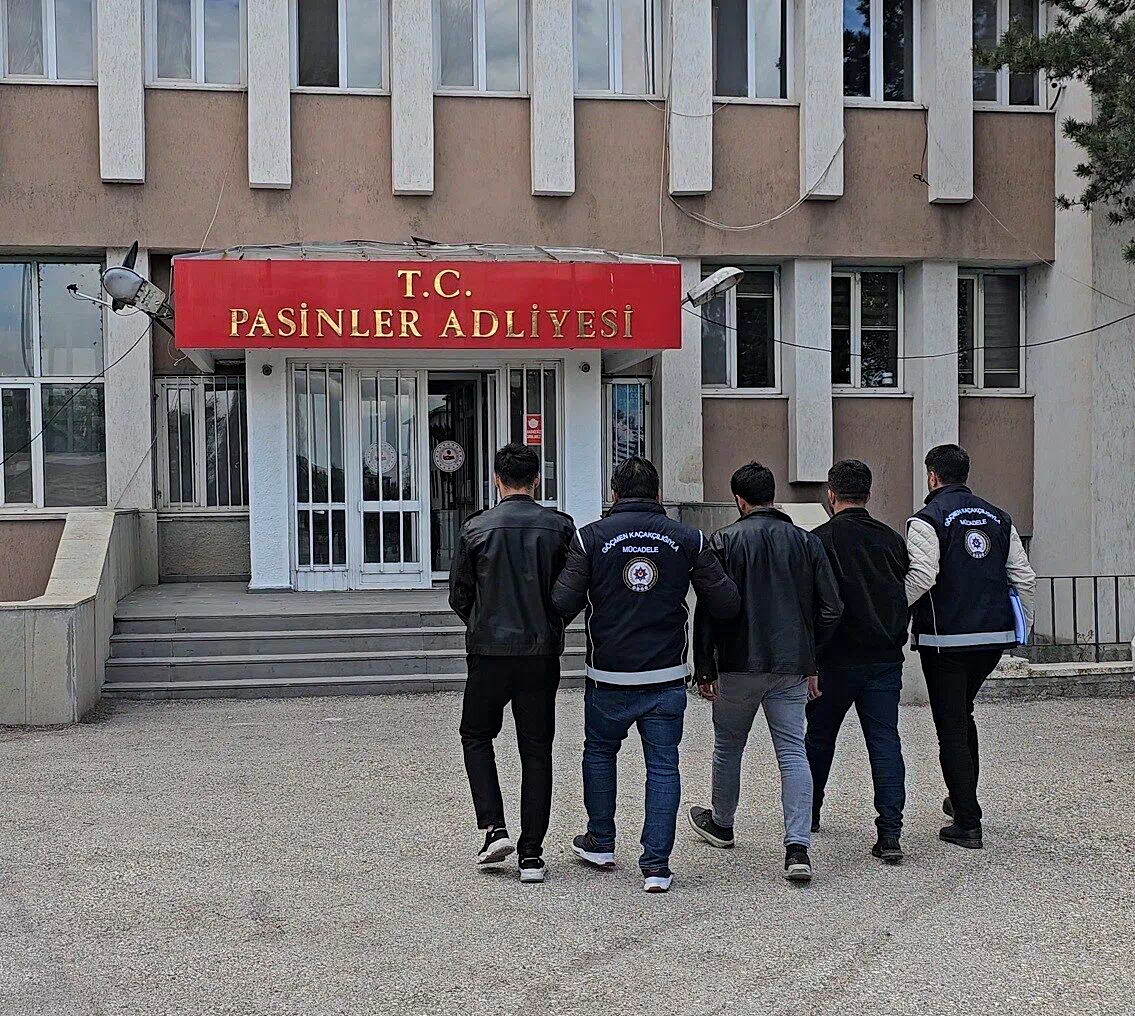 Polisten düzensiz göçmenlere operasyon