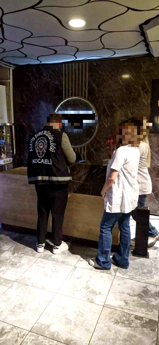 Polisten masaj salonlarına denetim