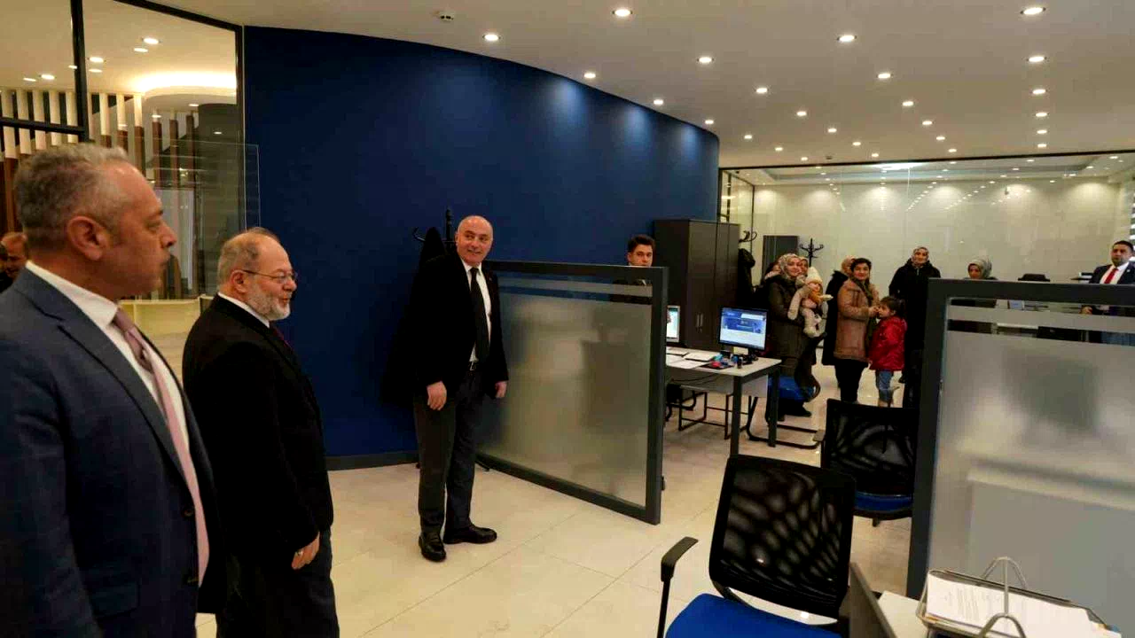 Prof. Dr. Akdağ’dan ETSO’ya ziyaret