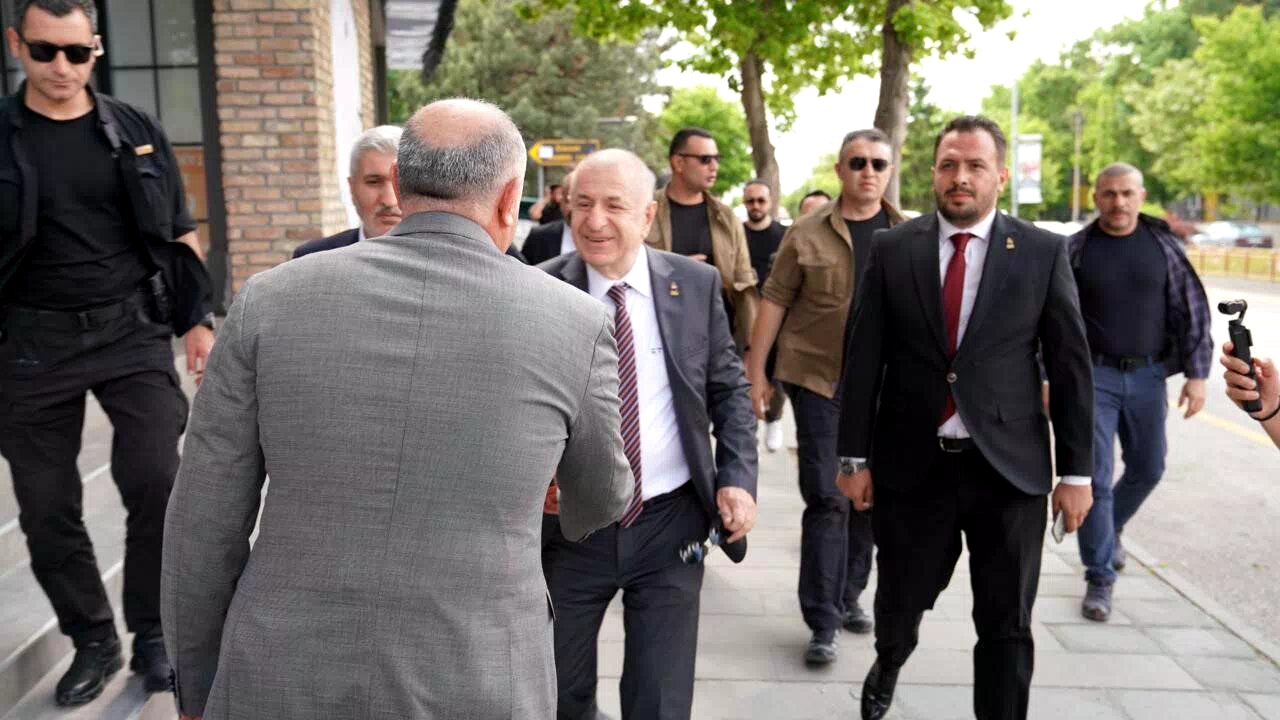 Prof. Dr. Ümit Özdağ’dan ETSO’ya Ziyaret
