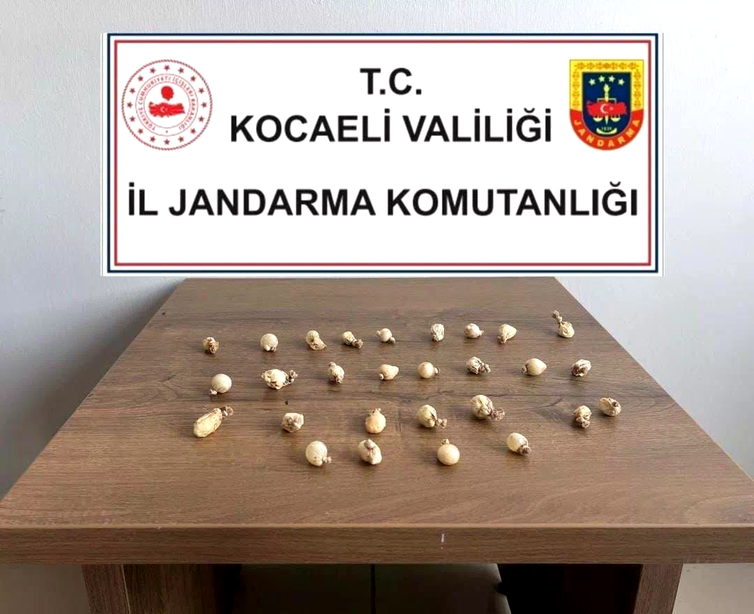 Rahatsızlanınca midesinde kapsül kapsül uyuşturucu çıktı