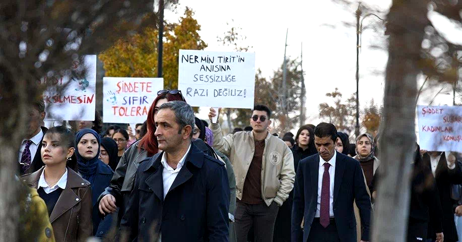 Rektör Çakmak: “Kadına yönelik şiddetin hiçbir biçimi kabul edilemez”